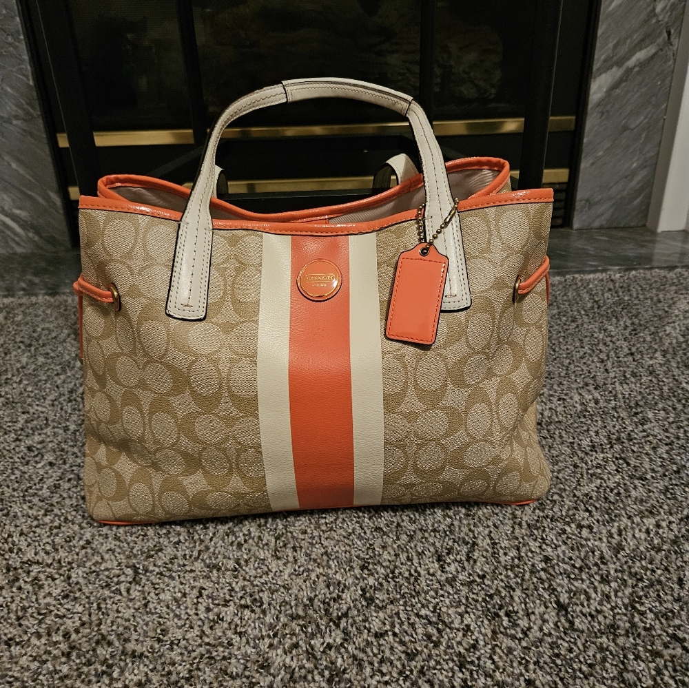 COACH Large Tote A1376-F22908
